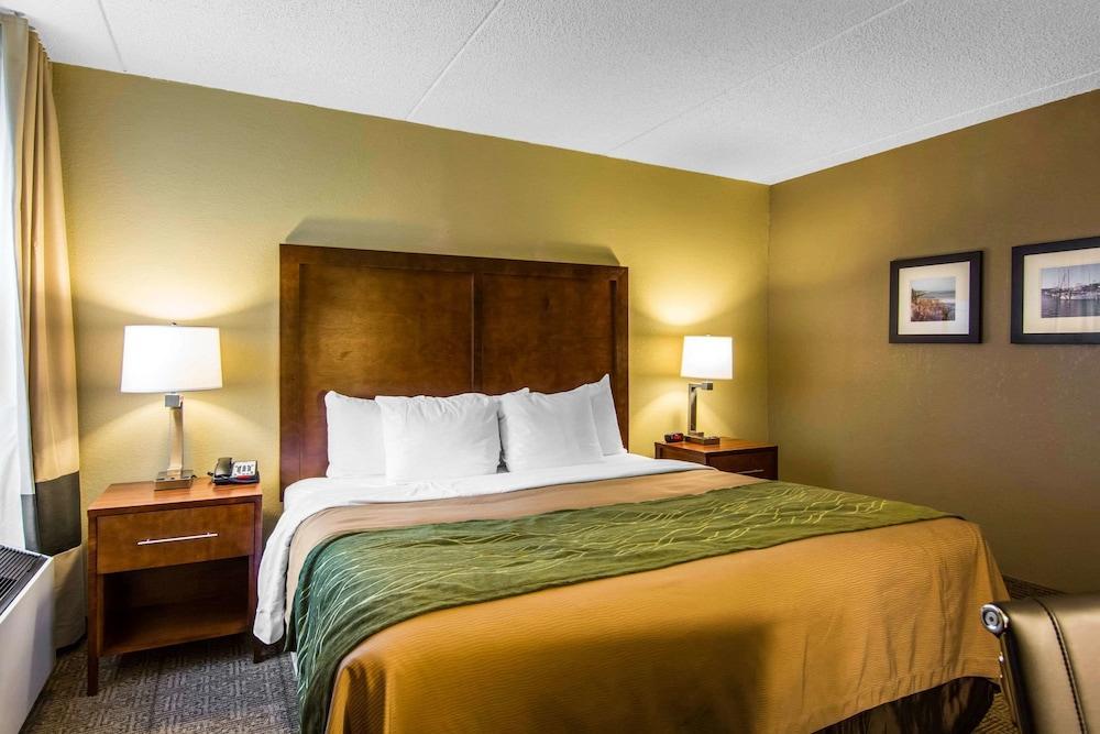 Red Roof Inn & Suites Newport News Eksteriør billede